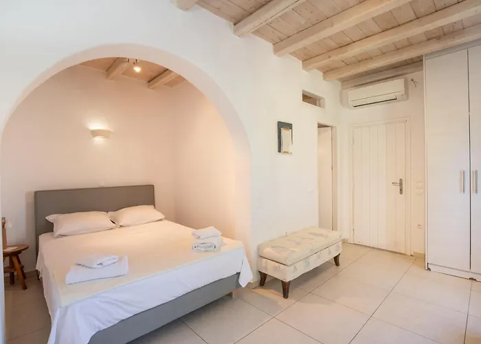 Alba Daire Panormos (Mykonos)